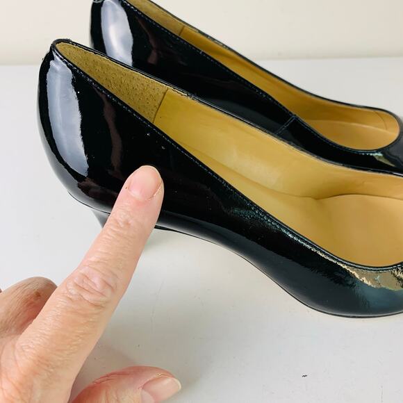Talbots Size 5.5M Genuine Patent Leather Pump Kitten Heels Black Pointed Toe - Picture 13 of 13